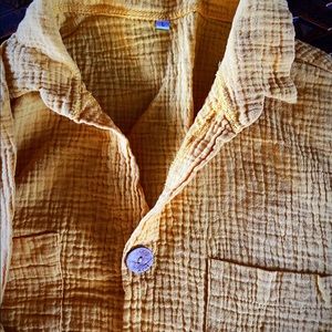 Adjustable long sleeve cotton gauze shirt